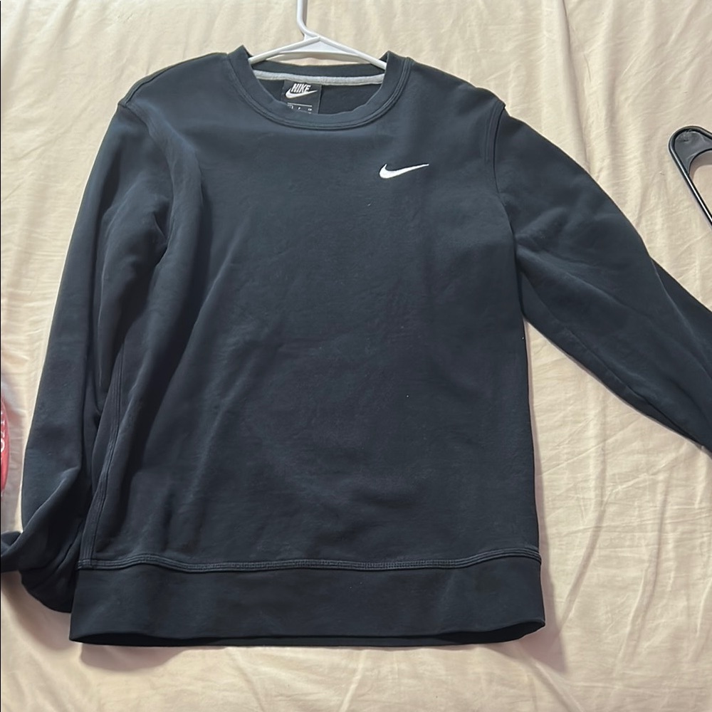 Nike Black Crewneck Sweatshirt
